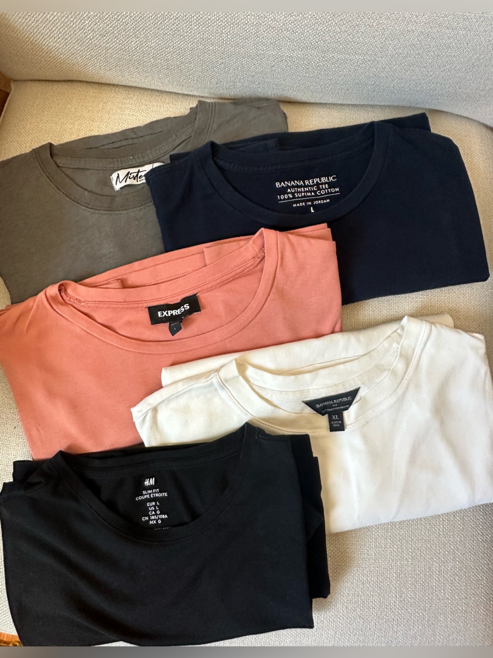 5 Short Sleeve Crew Neck Tees in Navy, Coral, White, Black -Bannana,H&M, Express